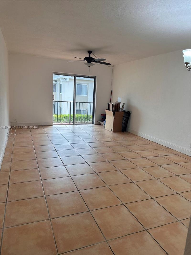 6713 N Kendall Dr , Unit 611, Pinecrest, FL 33156 Photo