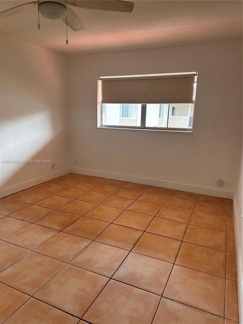 6713 N Kendall Dr , Unit 611, Pinecrest, FL 33156 Photo