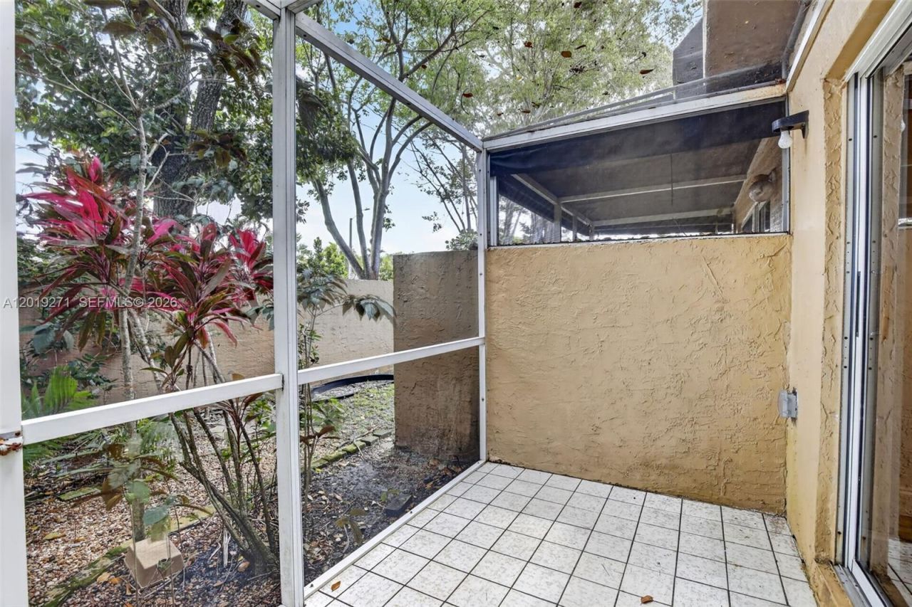 7957 NW 7th Ct , Plantation, FL 33324 Photo