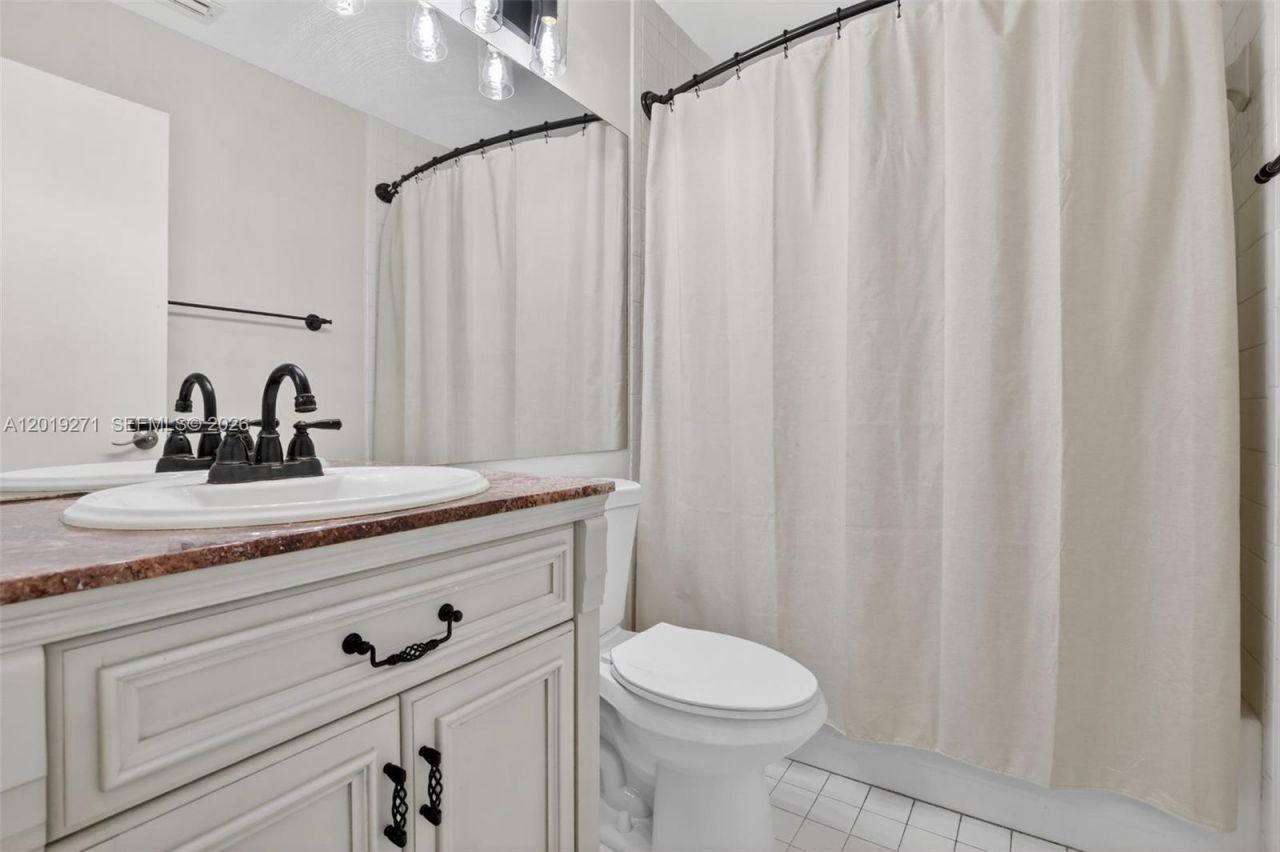7957 NW 7th Ct , Plantation, FL 33324 Photo