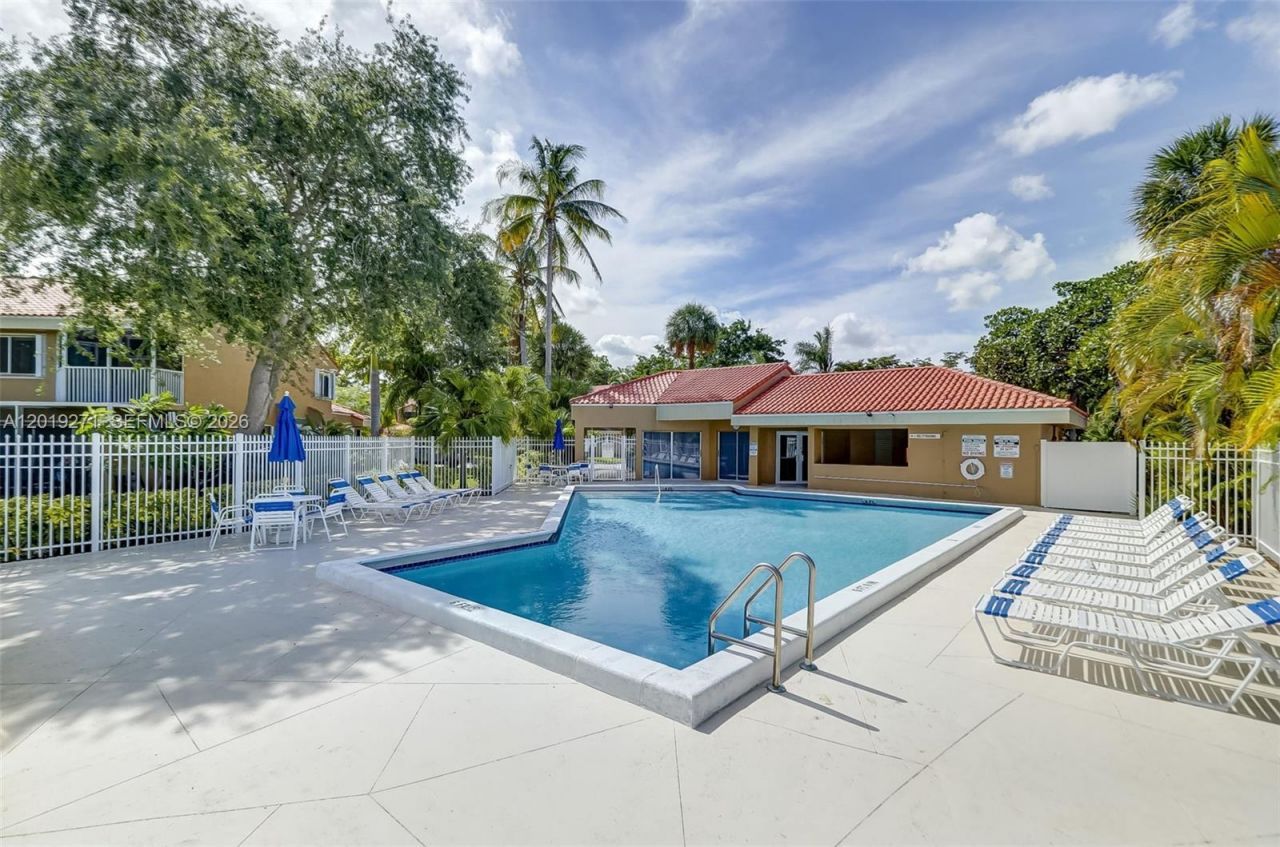 7957 NW 7th Ct , Plantation, FL 33324 Photo