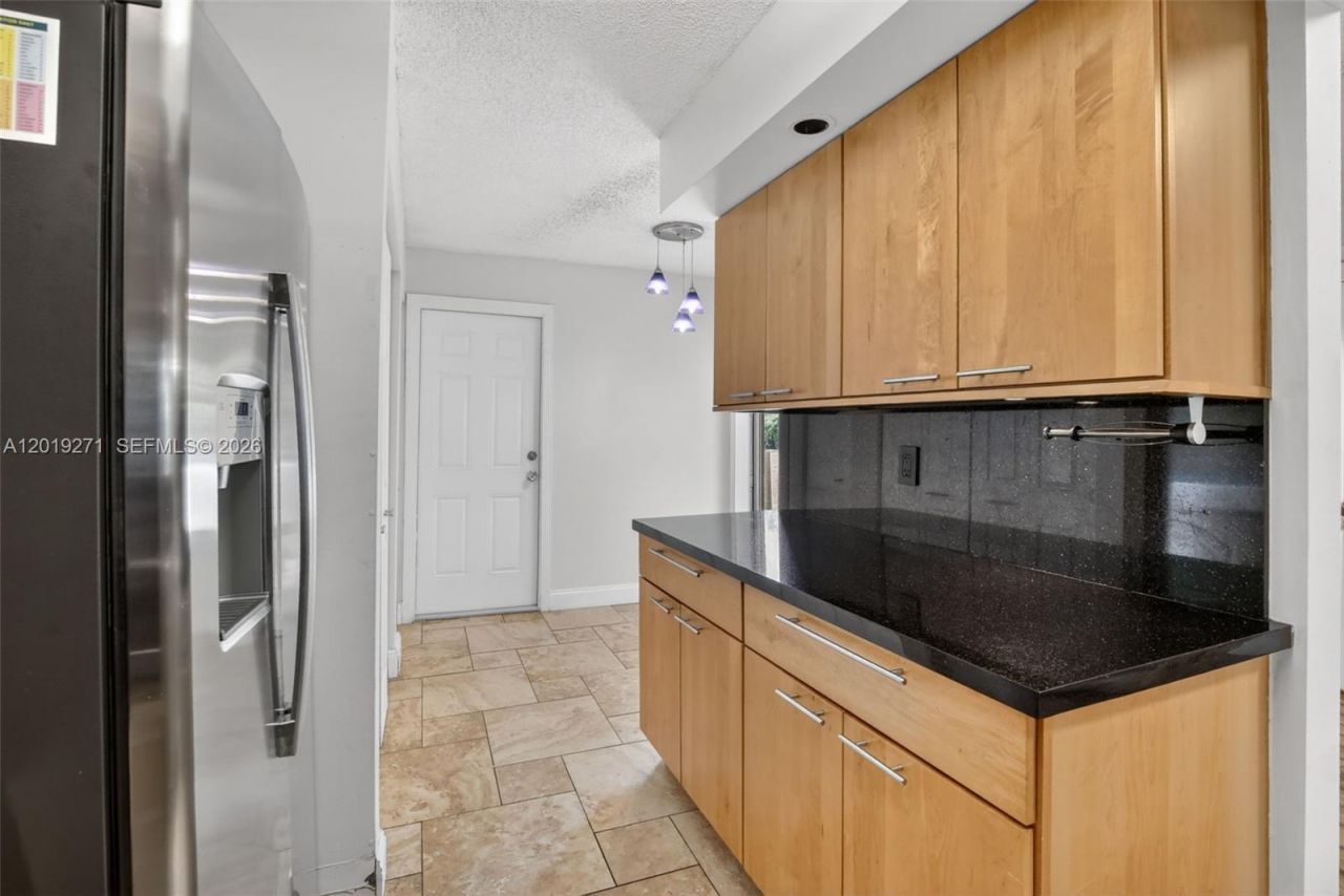 7957 NW 7th Ct , Plantation, FL 33324 Photo