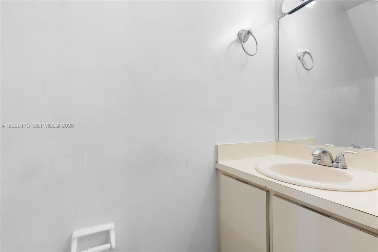 1911 SW 107th Ave , Unit 1009, Miami, FL 33165 Photo