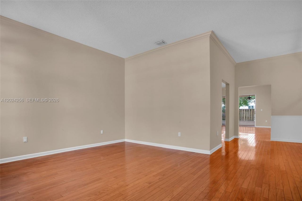 13964 N Cypress Cove Cir , Davie, FL 33325 Photo
