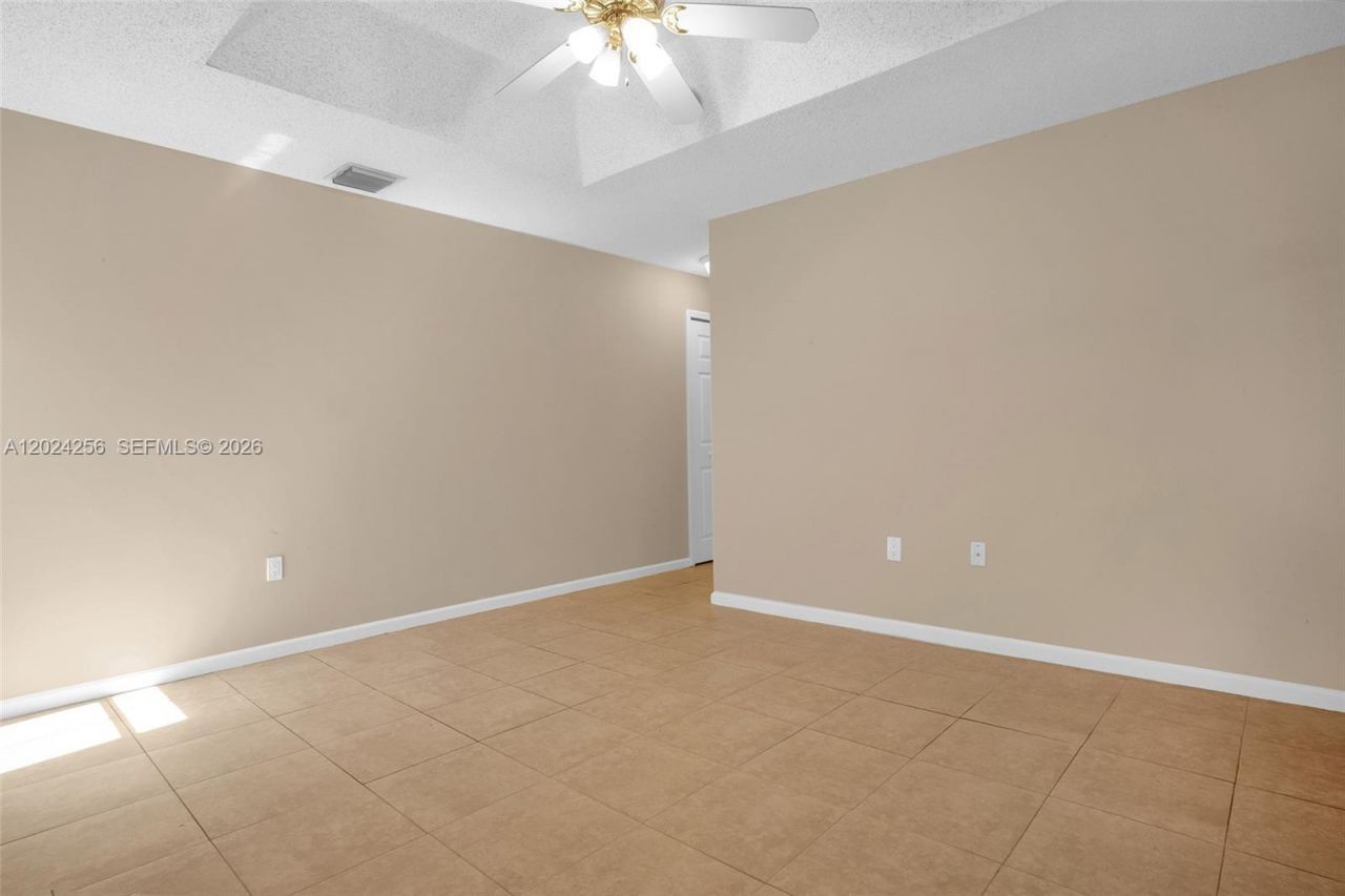 13964 N Cypress Cove Cir , Davie, FL 33325 Photo