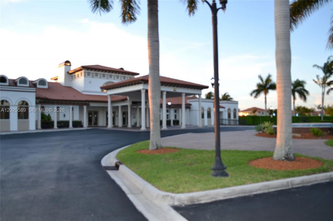 19529 SW 80th Ct , Cutler Bay, FL 33157 Photo