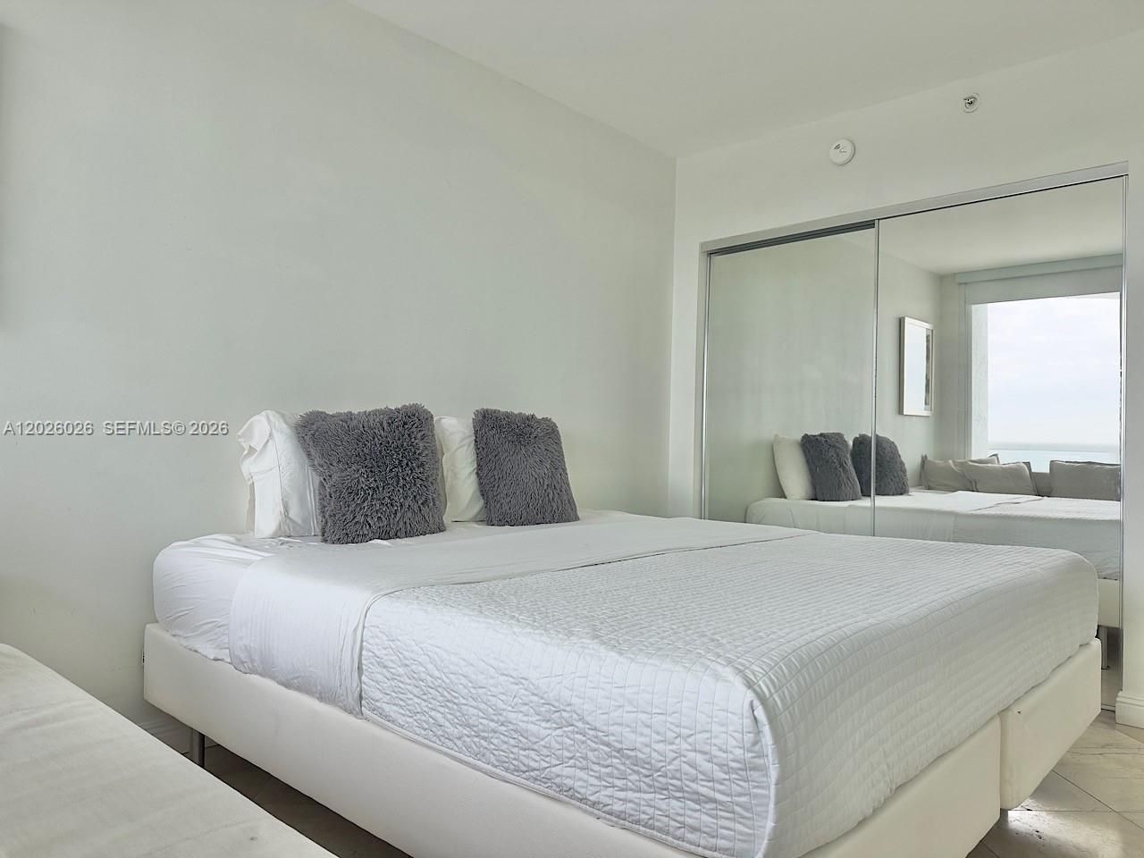 16400 Collins Ave , Unit 1545, Sunny Isles Beach, FL 33160 Photo