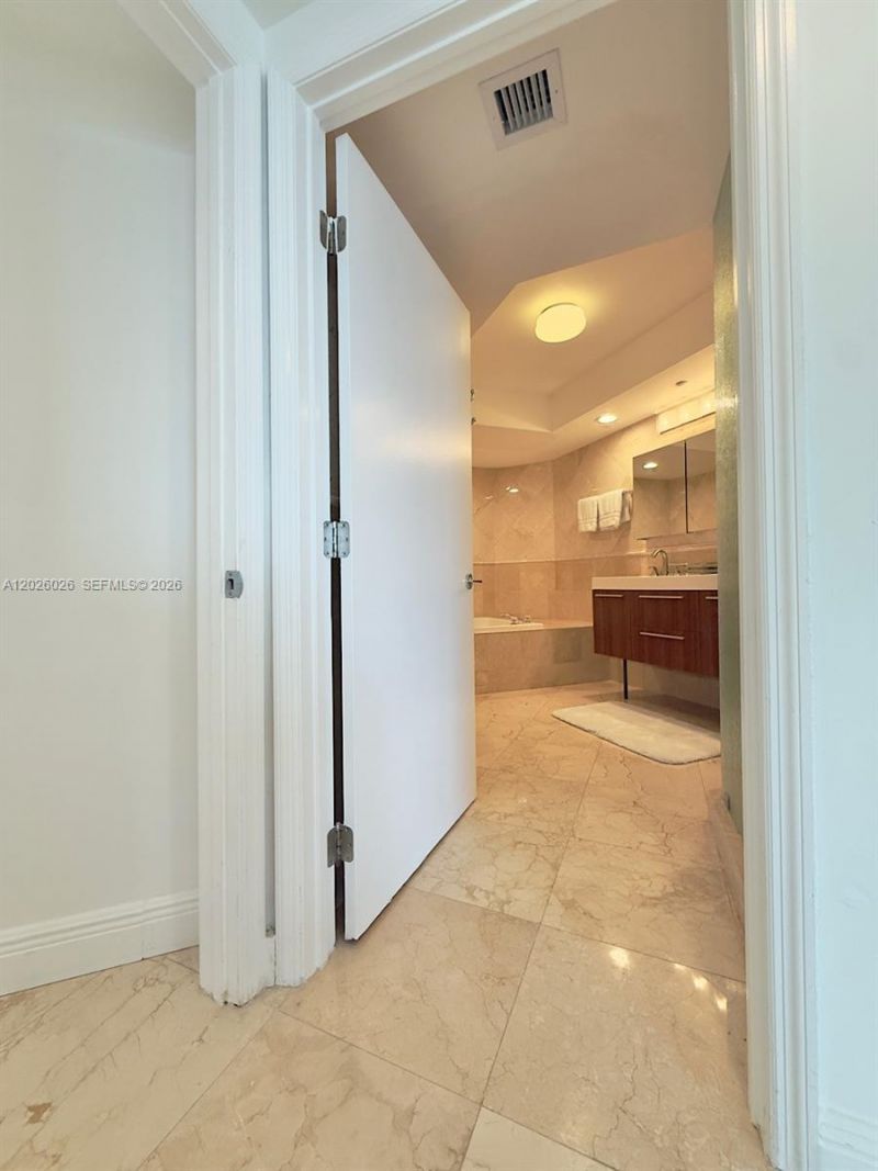 16400 Collins Ave , Unit 1545, Sunny Isles Beach, FL 33160 Photo