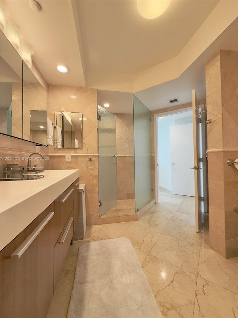 16400 Collins Ave , Unit 1545, Sunny Isles Beach, FL 33160 Photo