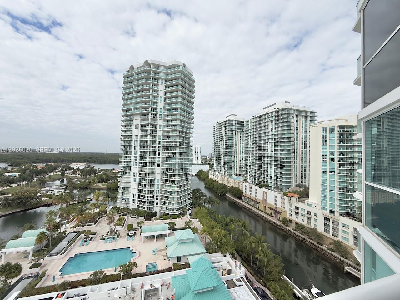 16400 Collins Ave , Unit 1545, Sunny Isles Beach, FL 33160 Photo