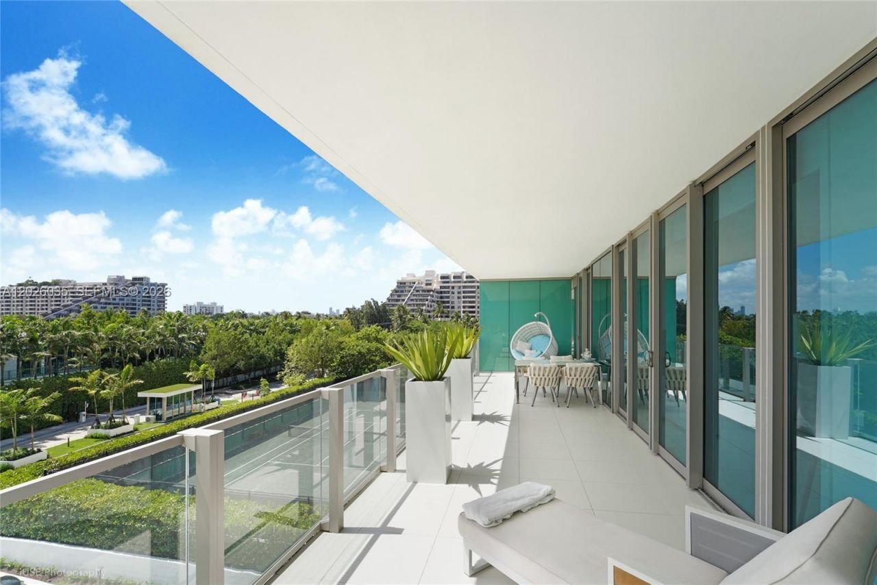 350 Ocean Dr , Unit 405N, Key Biscayne, FL 33149 Photo