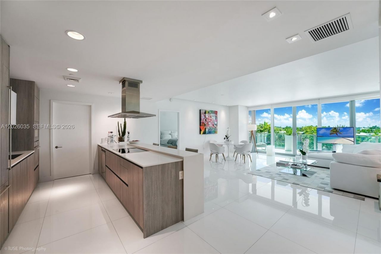 350 Ocean Dr , Unit 405N, Key Biscayne, FL 33149 Photo