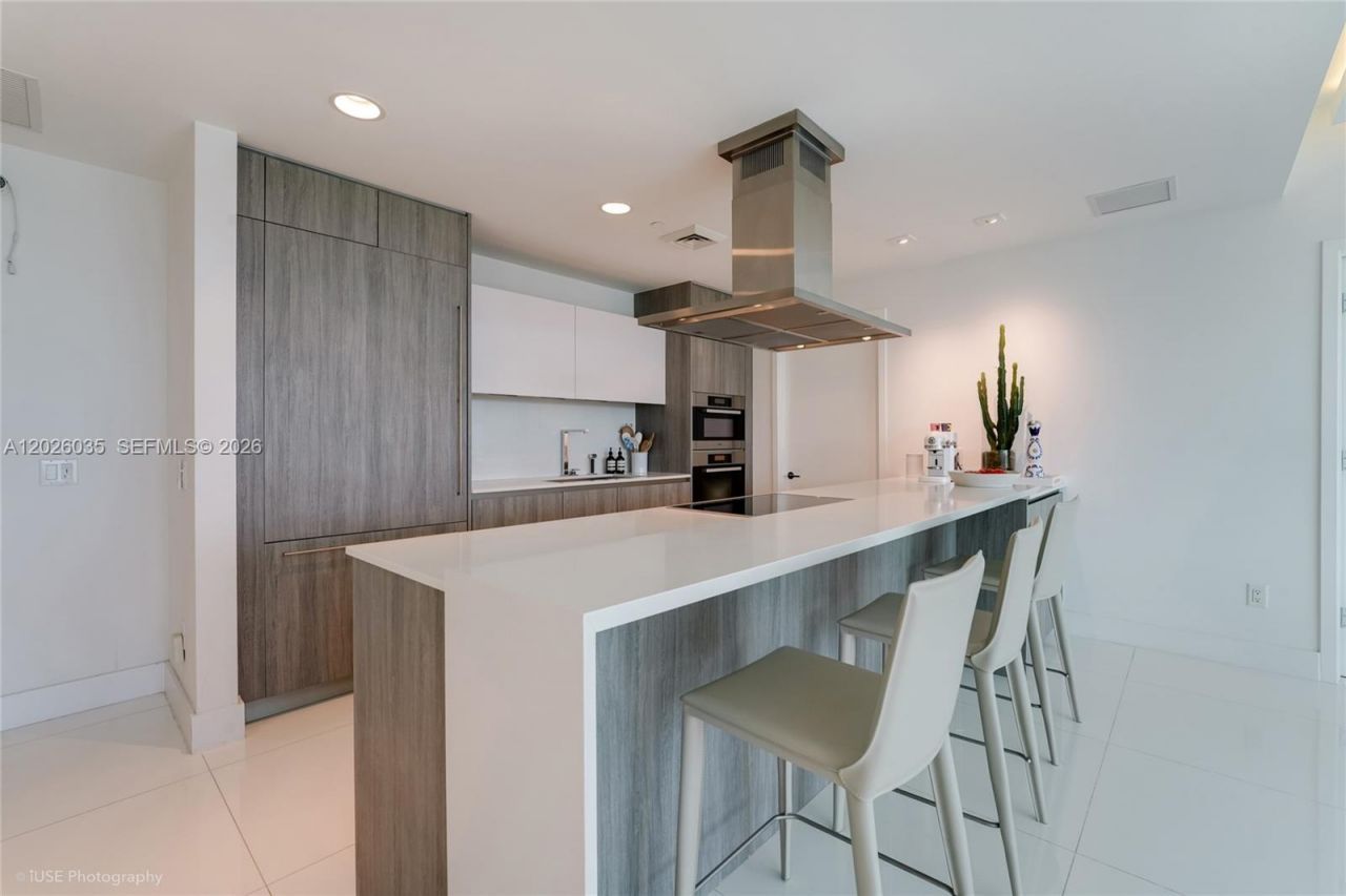 350 Ocean Dr , Unit 405N, Key Biscayne, FL 33149 Photo