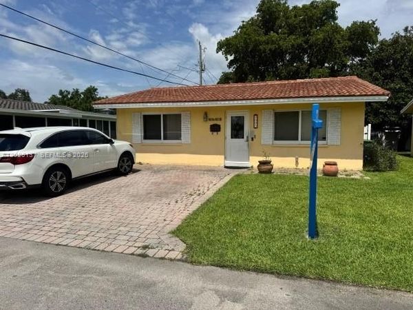 5403 NW 27th Ave , Tamarac, FL 33309