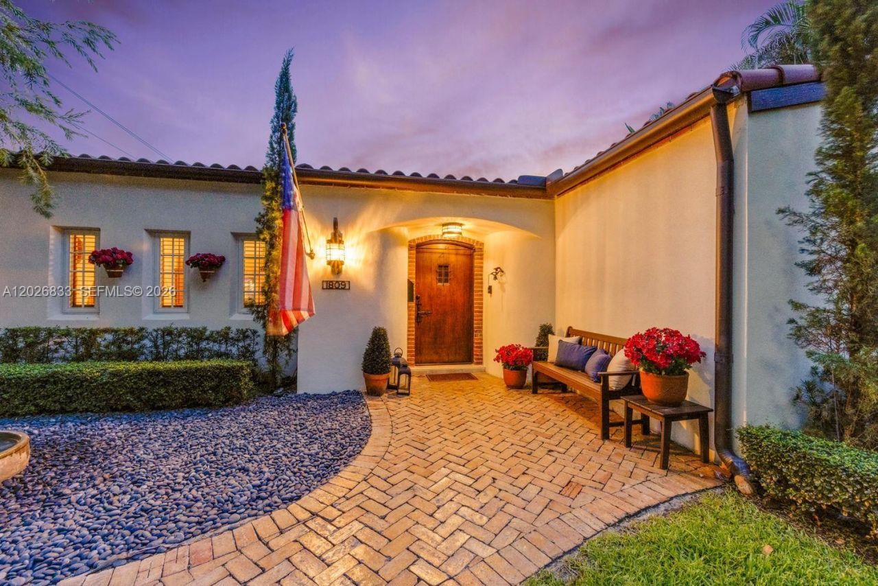1809 Granada Blvd, Coral Gables, FL 33134 Photo