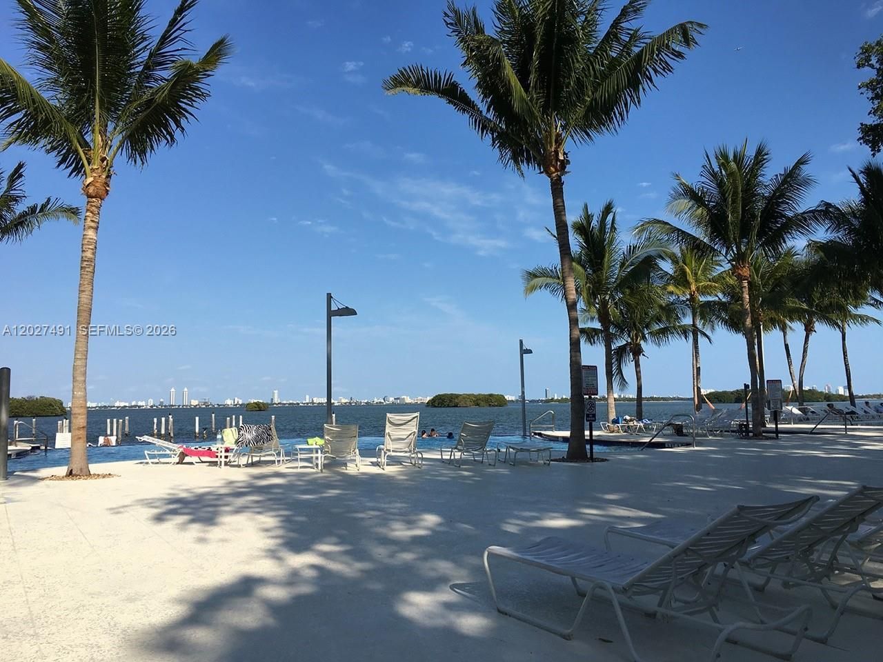 650 NE 64th St, Unit G402, Miami, FL 33138 Photo