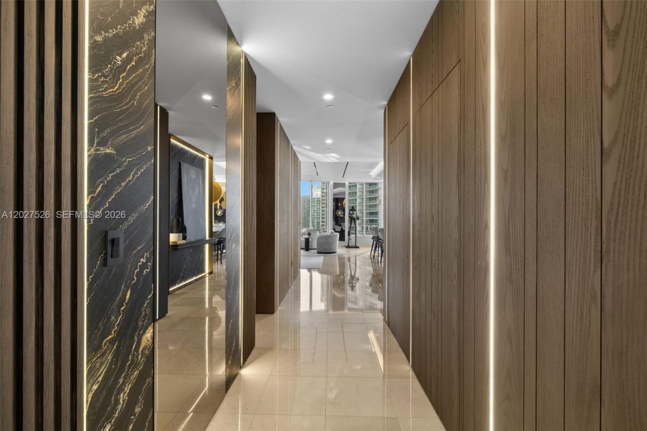 901 Brickell Key Blvd , Unit 3304, Miami, FL 33131 Photo