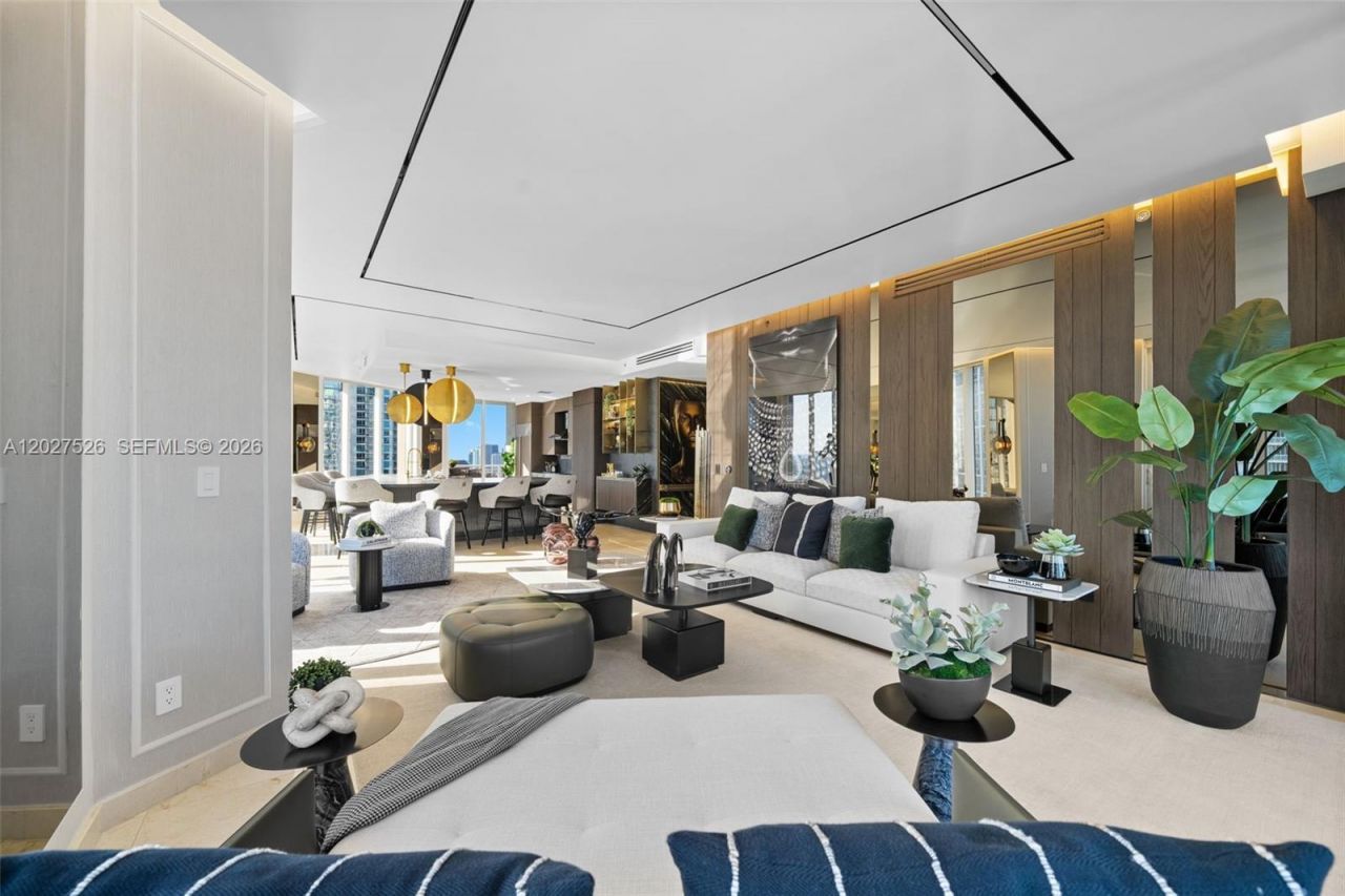901 Brickell Key Blvd , Unit 3304, Miami, FL 33131 Photo