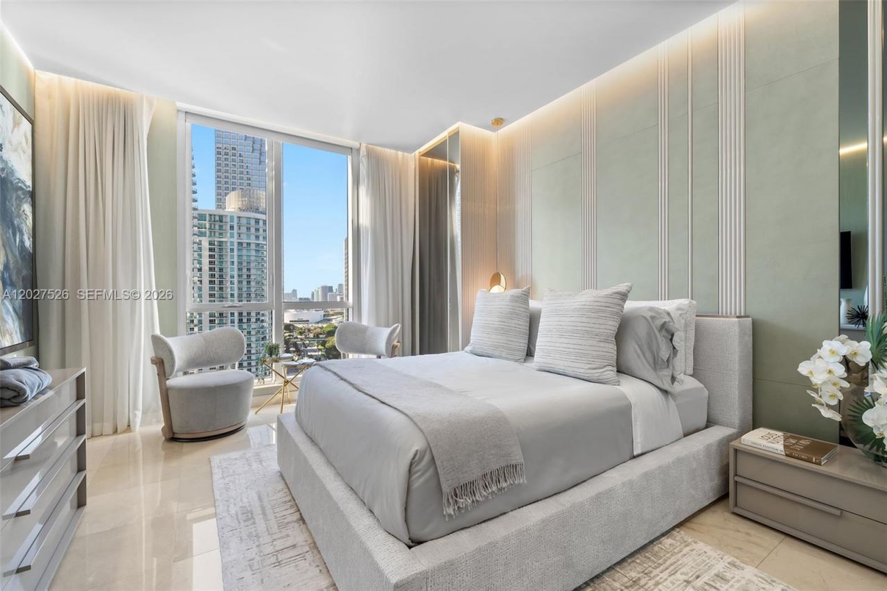 901 Brickell Key Blvd , Unit 3304, Miami, FL 33131 Photo