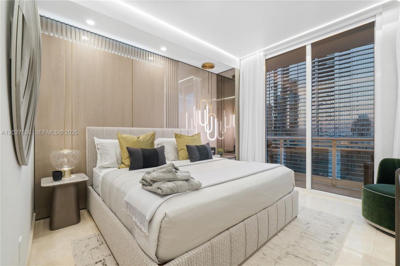 901 Brickell Key Blvd , Unit 3304, Miami, FL 33131 Photo