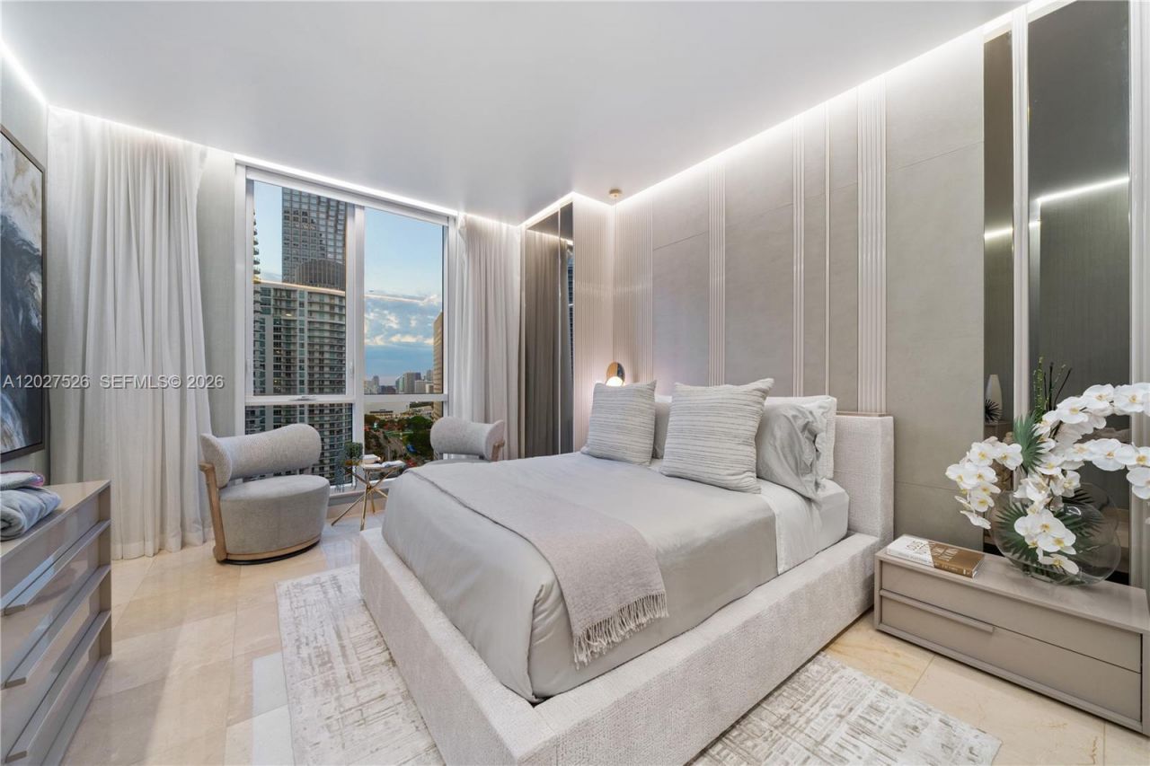901 Brickell Key Blvd , Unit 3304, Miami, FL 33131 Photo