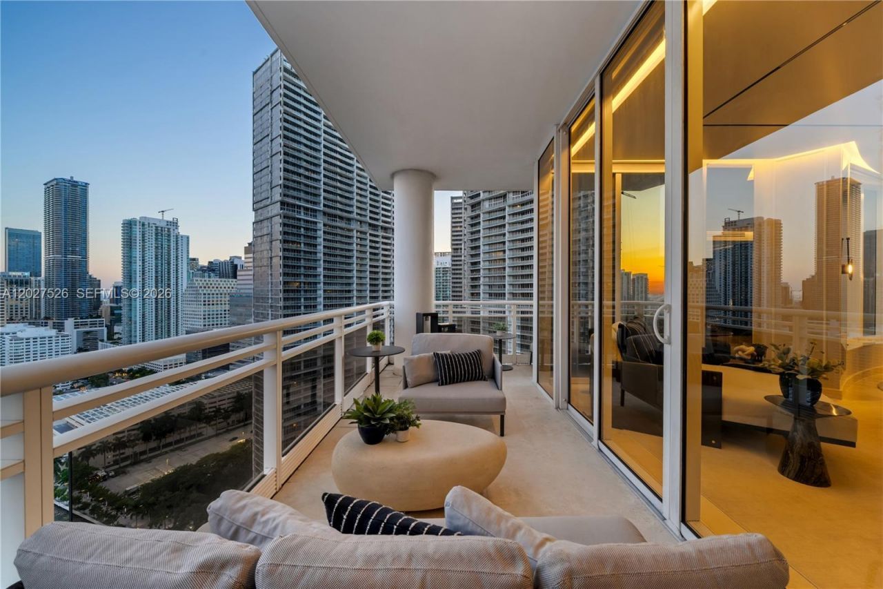 901 Brickell Key Blvd , Unit 3304, Miami, FL 33131 Photo