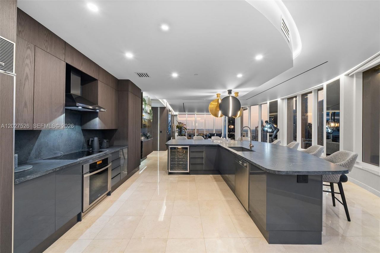 901 Brickell Key Blvd , Unit 3304, Miami, FL 33131 Photo