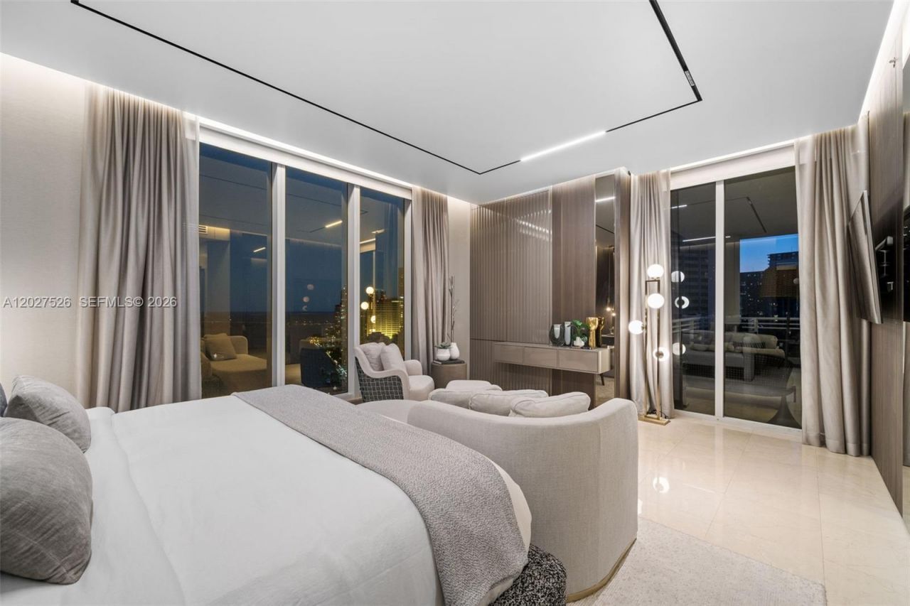 901 Brickell Key Blvd , Unit 3304, Miami, FL 33131 Photo