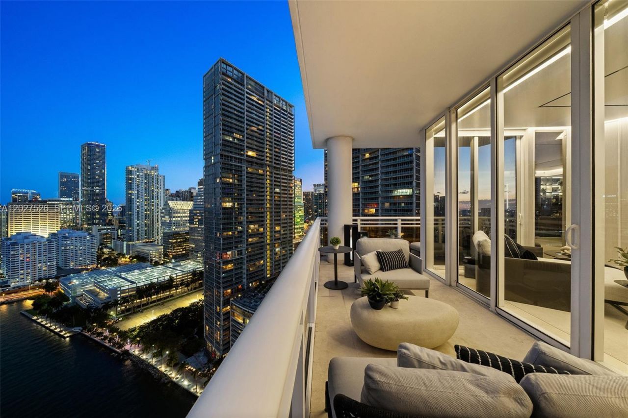 901 Brickell Key Blvd , Unit 3304, Miami, FL 33131 Photo