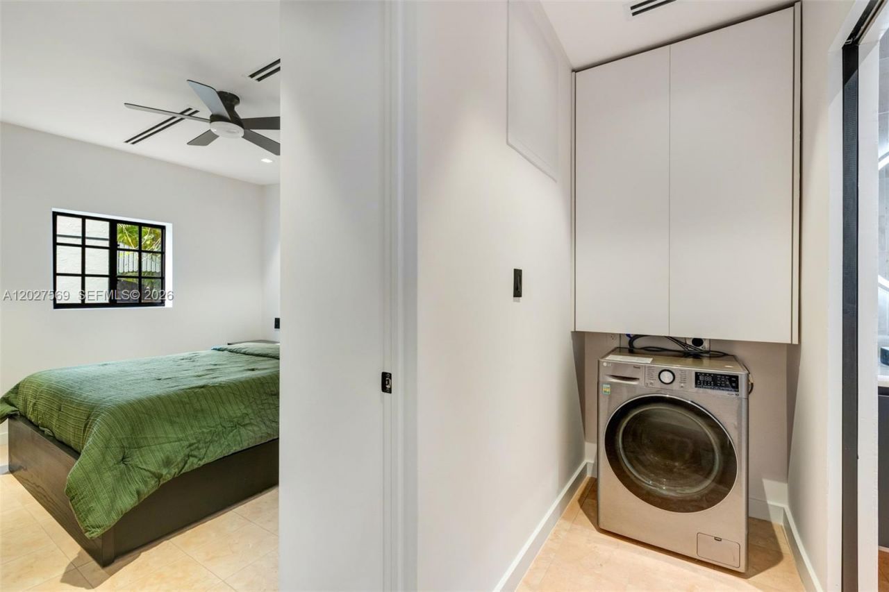 1225 Alhambra Cir , Coral Gables, FL 33134 Photo