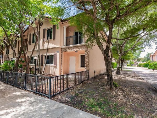22946 SW 112th Pl , Miami, FL 33170