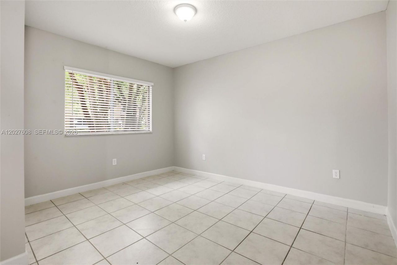 22946 SW 112th Pl , Miami, FL 33170 Photo