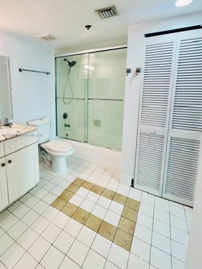 1200 Brickell Bay Dr, Unit 4308, Miami, FL 33131 Photo