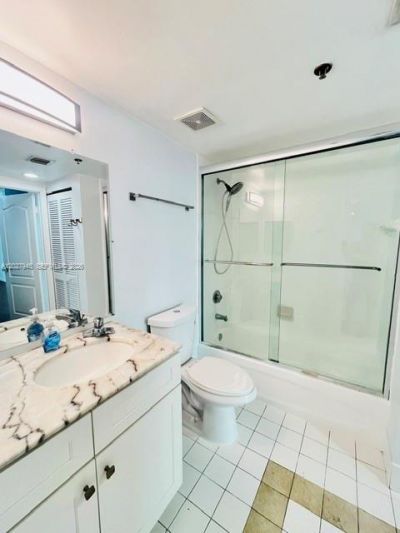 1200 Brickell Bay Dr, Unit 4308, Miami, FL 33131 Photo