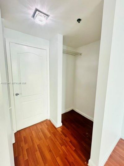 1200 Brickell Bay Dr, Unit 4308, Miami, FL 33131 Photo