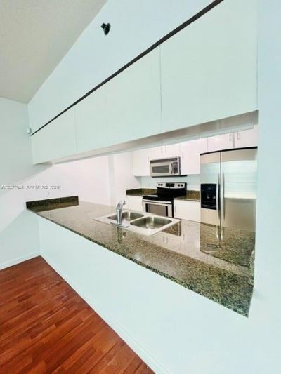 1200 Brickell Bay Dr, Unit 4308, Miami, FL 33131 Photo