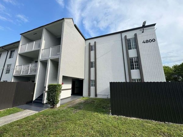 4800 NW 79th Ave , Unit 208, Doral, FL 33166