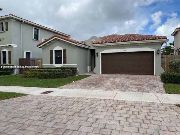 15415 SW 175th St , Miami, FL 33187