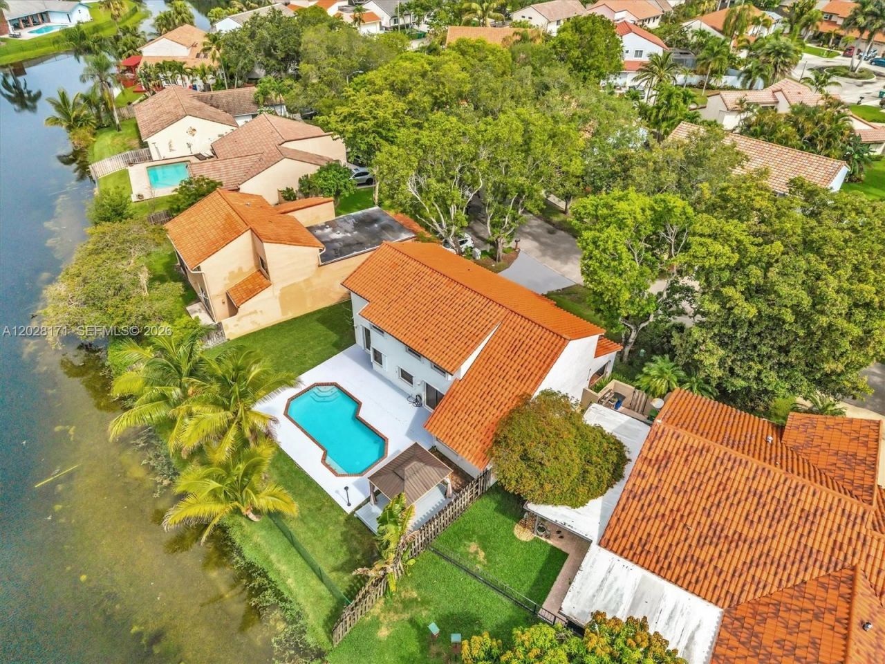 11980 S Aviary Dr, Cooper City, FL 33026 Main Photo