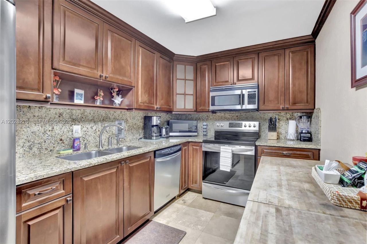 3801 S Ocean Dr , Unit 6Z, Hollywood, FL 33019 Photo