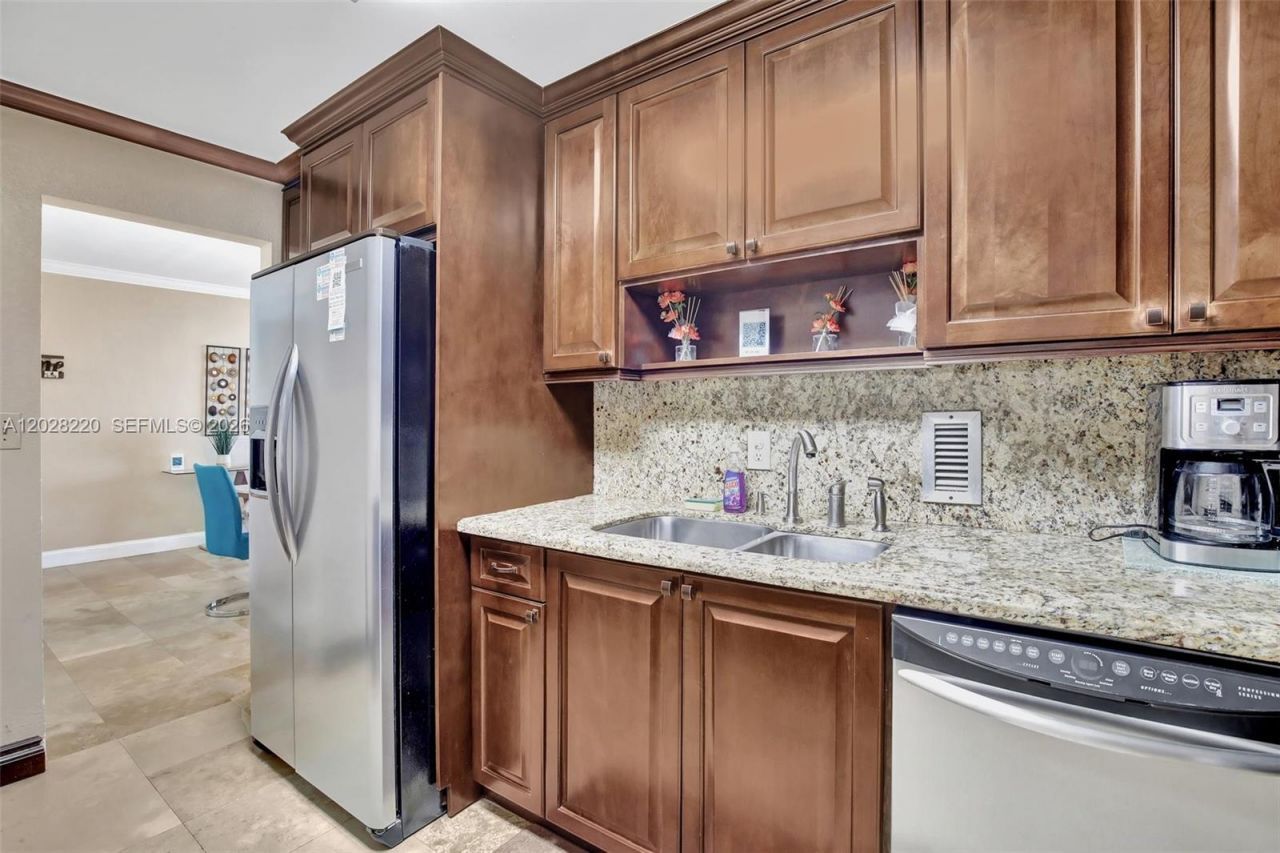 3801 S Ocean Dr , Unit 6Z, Hollywood, FL 33019 Photo