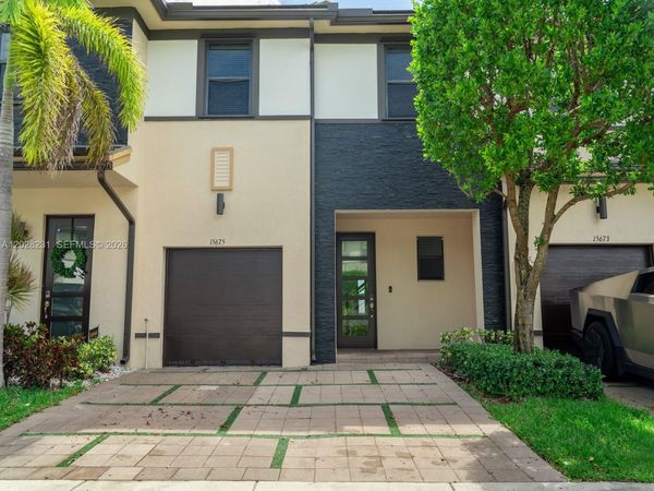 15675 NW 91st Ct , Unit 15675, Miami Lakes, FL 33018