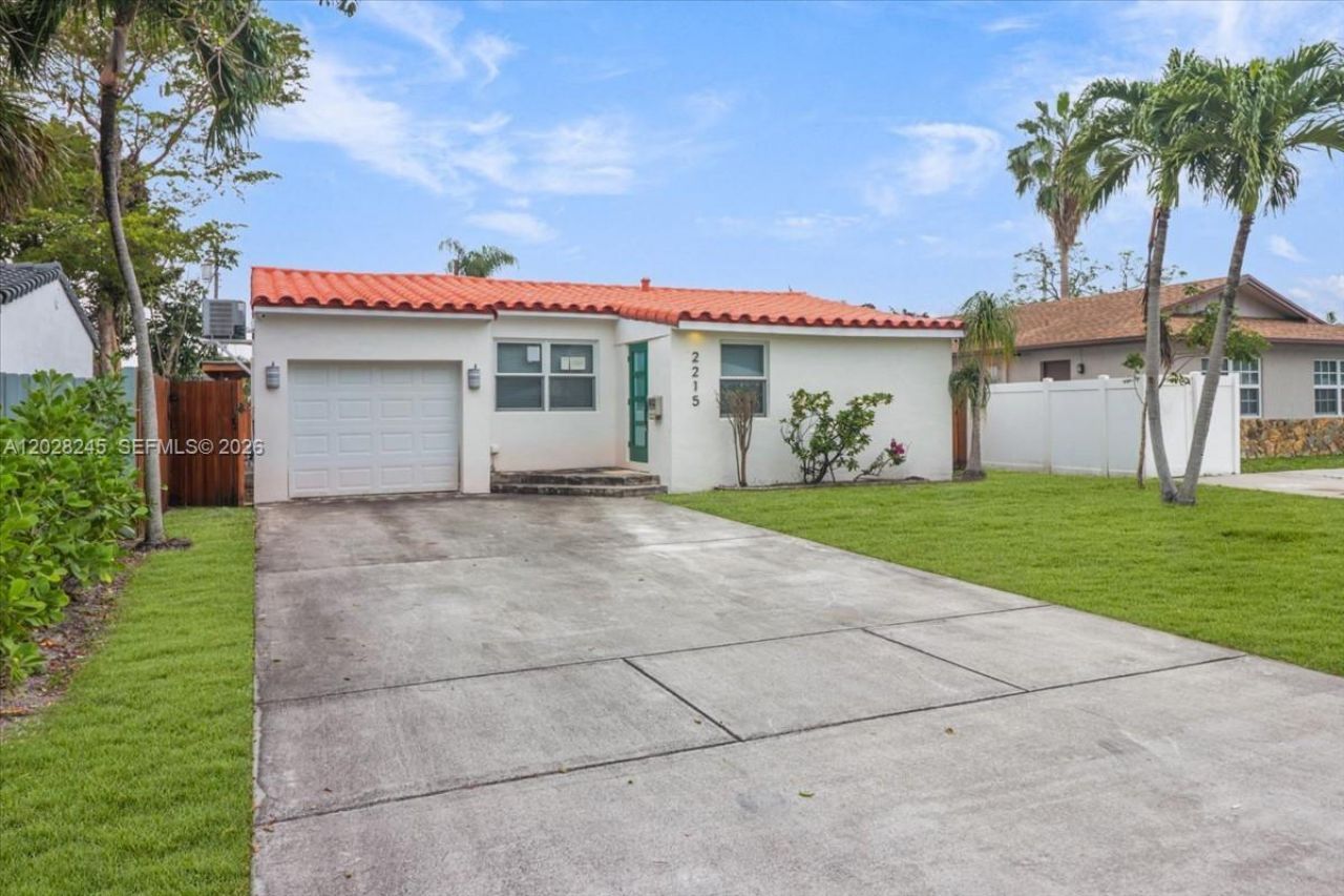 2215 Cleveland St, Hollywood, FL 33020 Photo