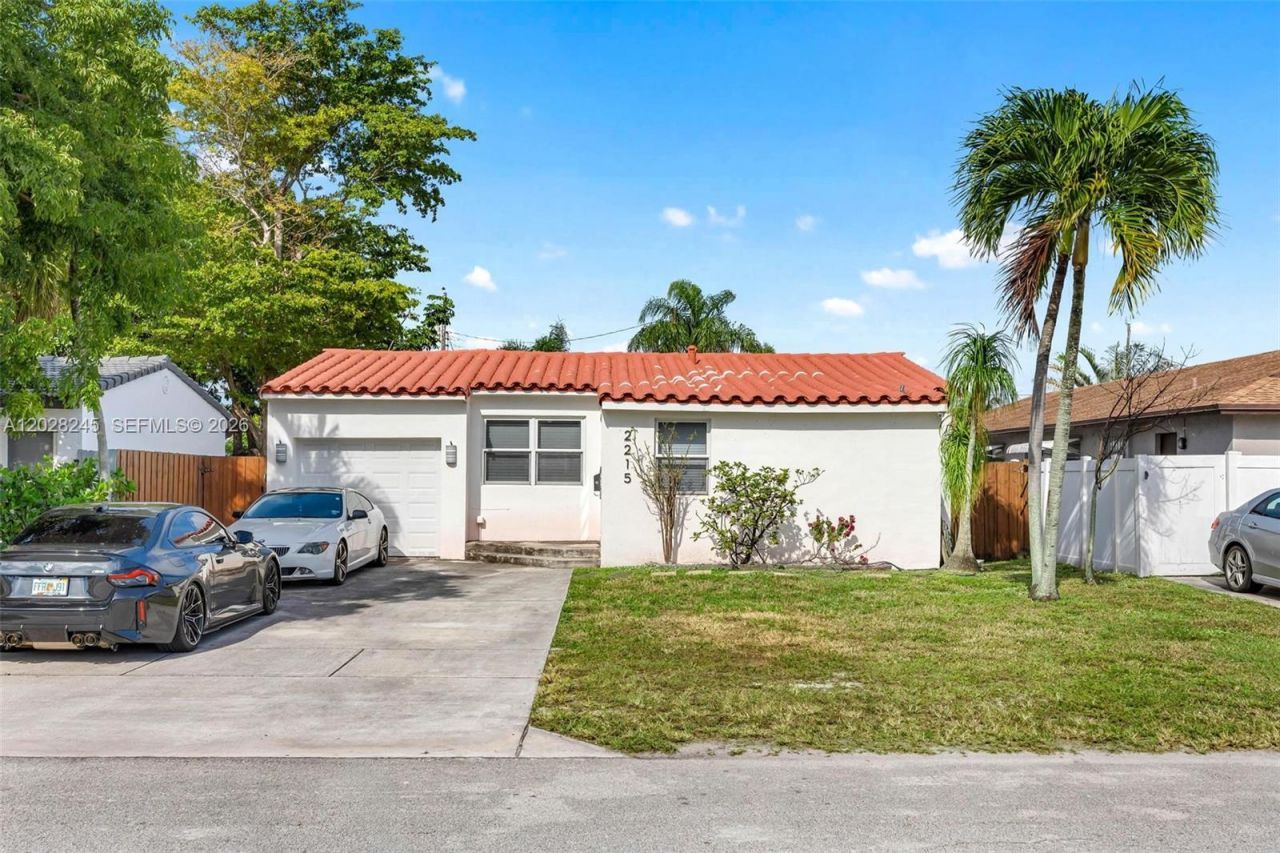 2215 Cleveland St, Hollywood, FL 33020 Photo