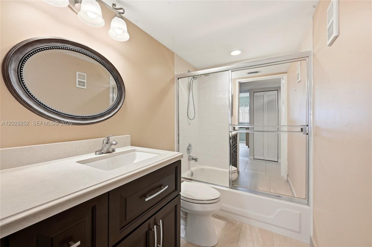 15342 Lakes Of Delray Blvd, Unit 90, Delray Beach, FL 33484 Photo