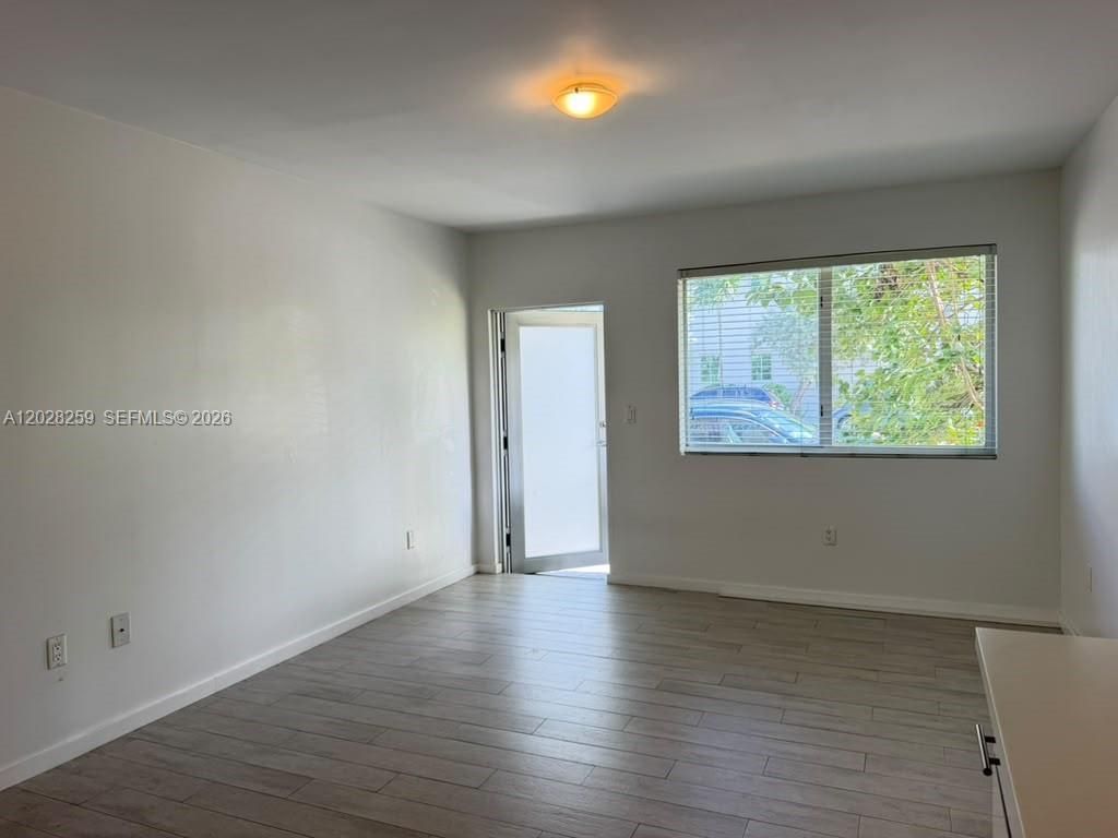 1601 Meridian Ave, Unit 104, Miami Beach, FL 33139 Photo