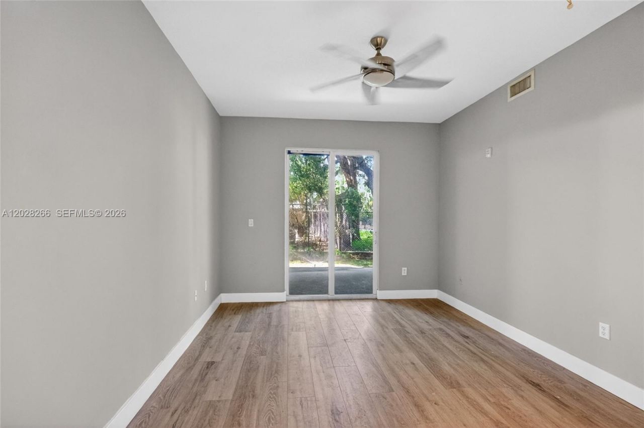 652 NE 63rd St , Unit 103, Miami, FL 33138 Photo