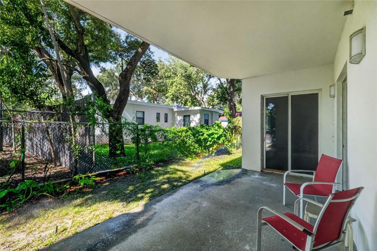 652 NE 63rd St , Unit 103, Miami, FL 33138 Photo