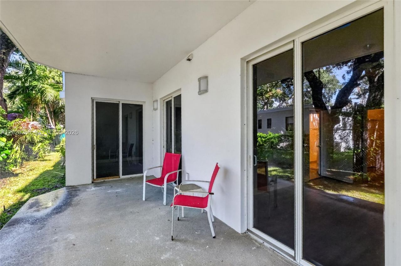 652 NE 63rd St , Unit 103, Miami, FL 33138 Photo