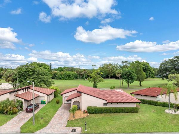 8176 Pine Cir , Unit 6, Tamarac, FL 33321